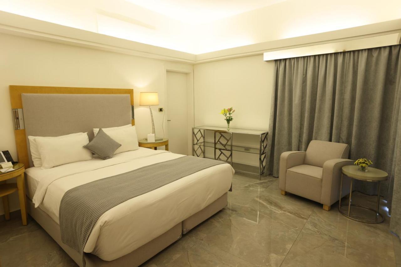 Hotel Riviera And Lounge, 5*
