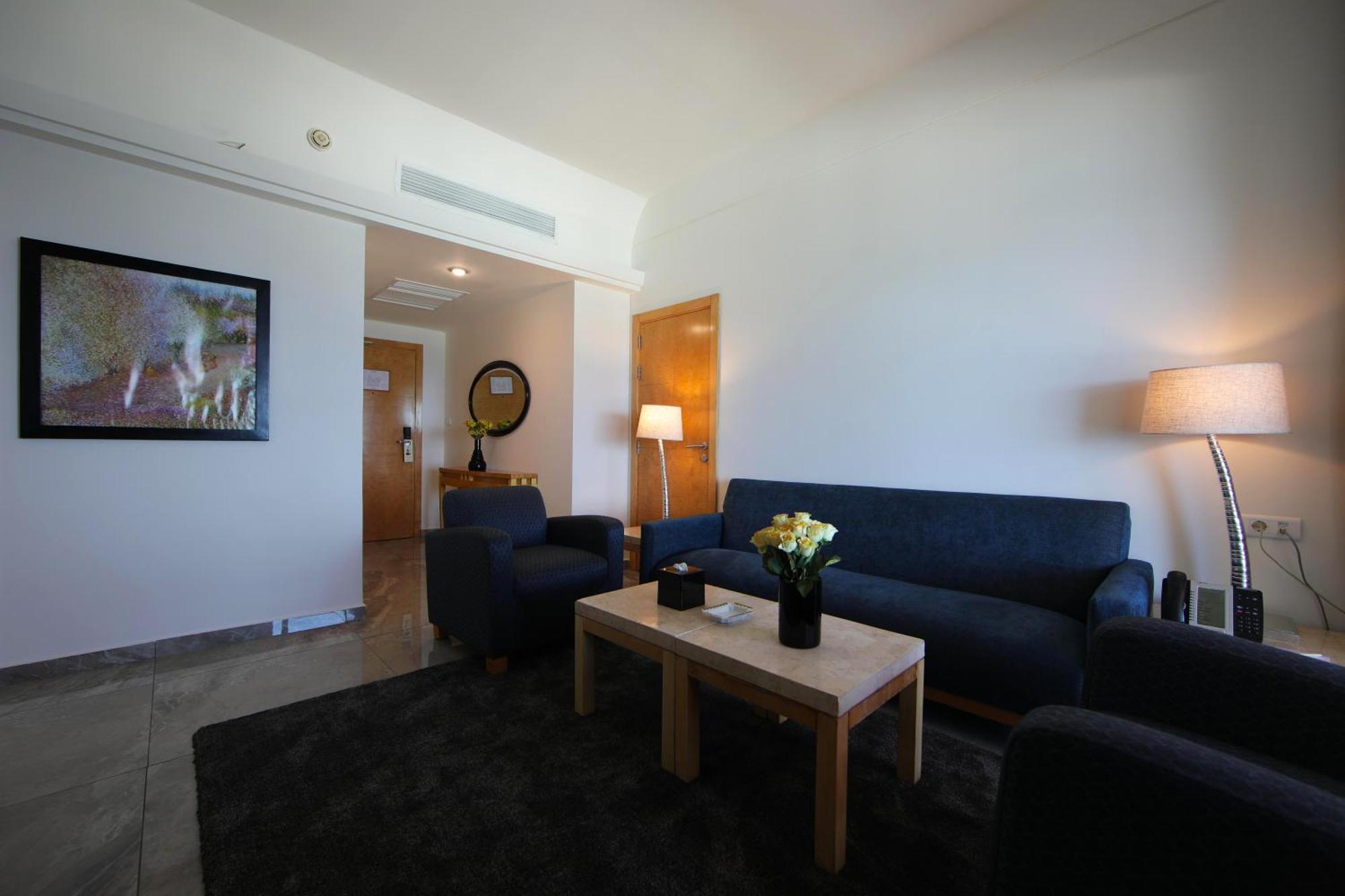 Riviera And Lounge, 5* Beirut