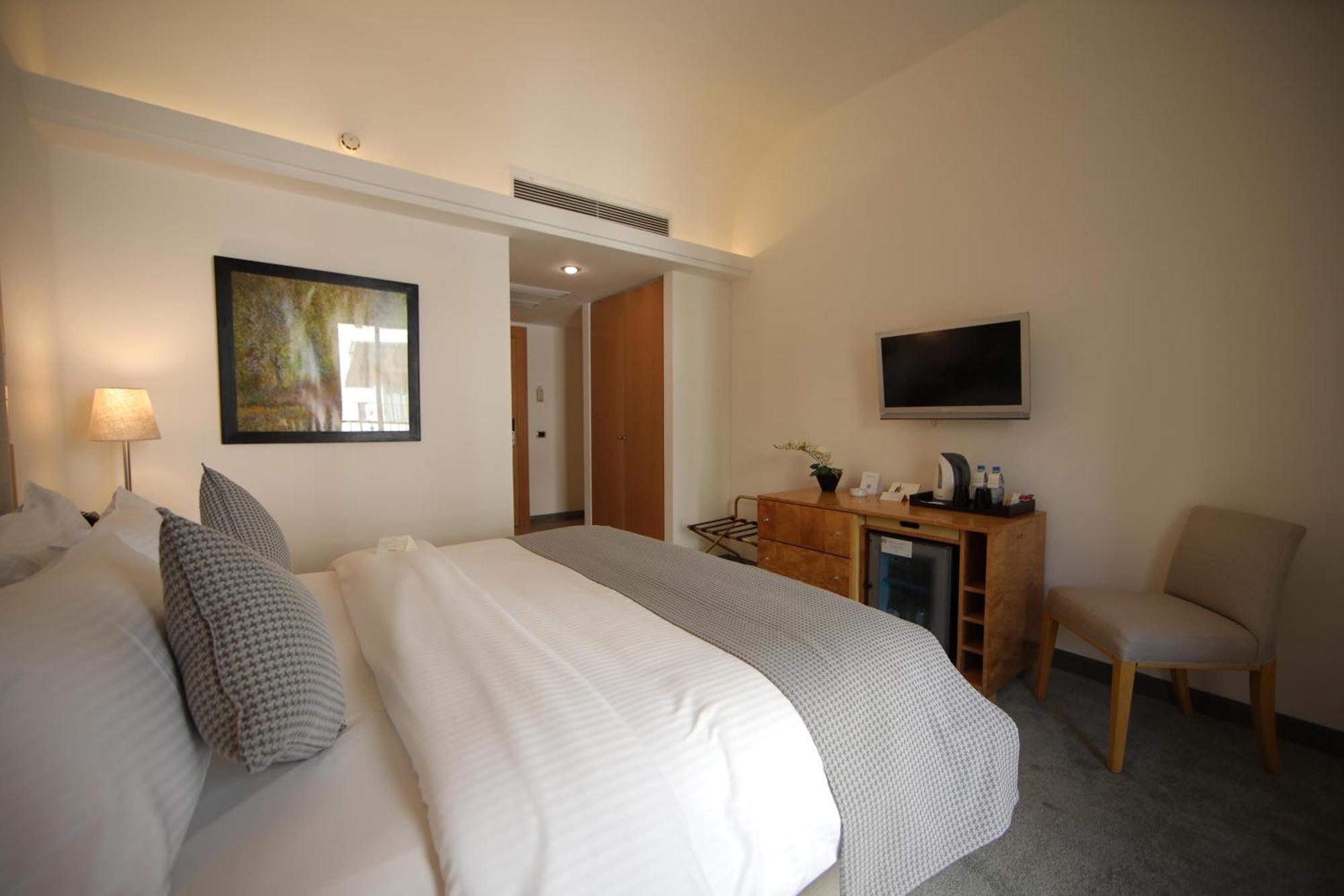 Hotel Riviera And Lounge, 5*