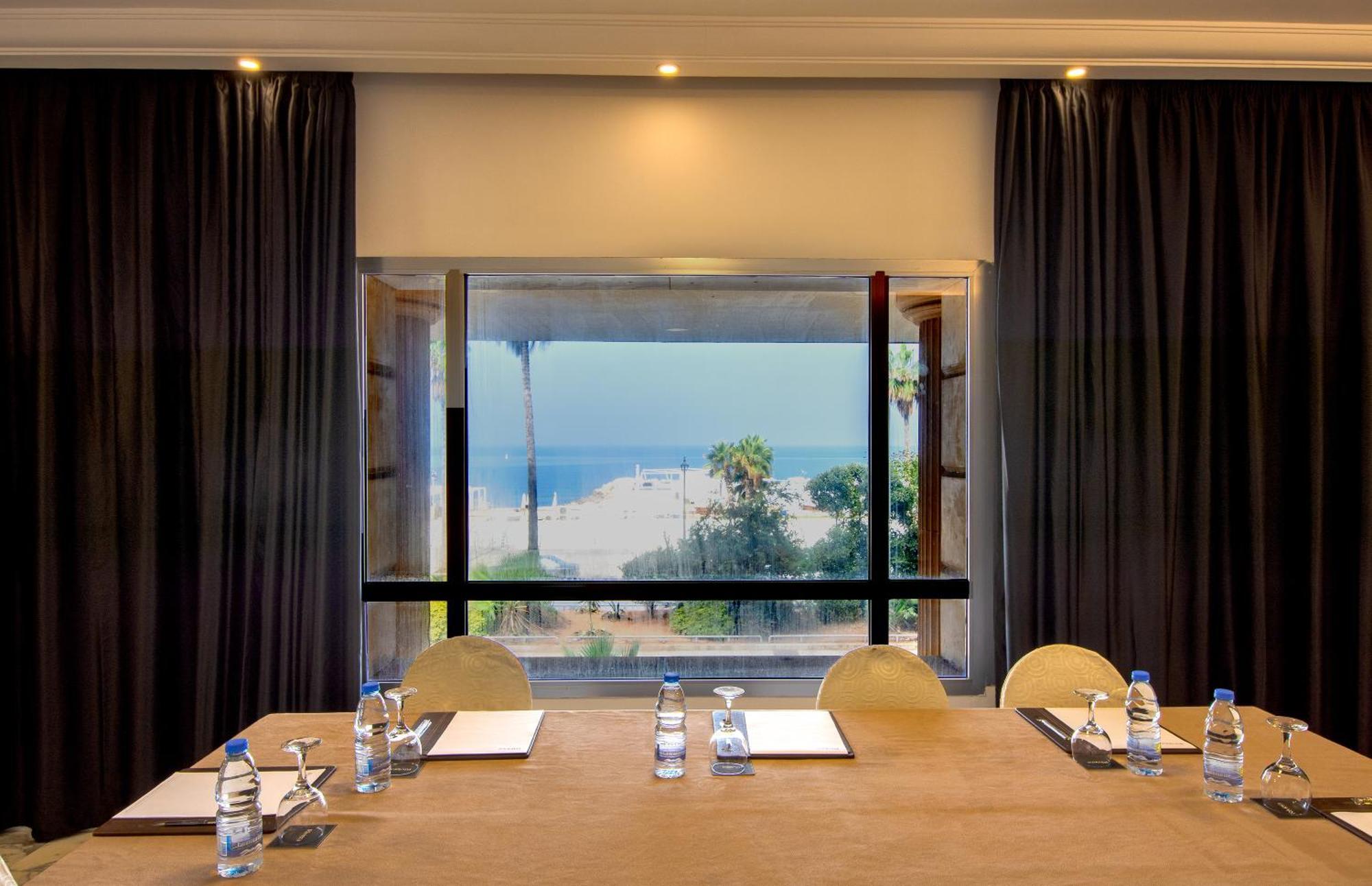 Hotel Riviera And Lounge, 5*