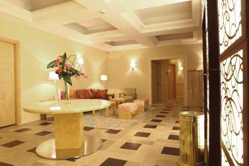 Riviera And Lounge, 5* Beirute
