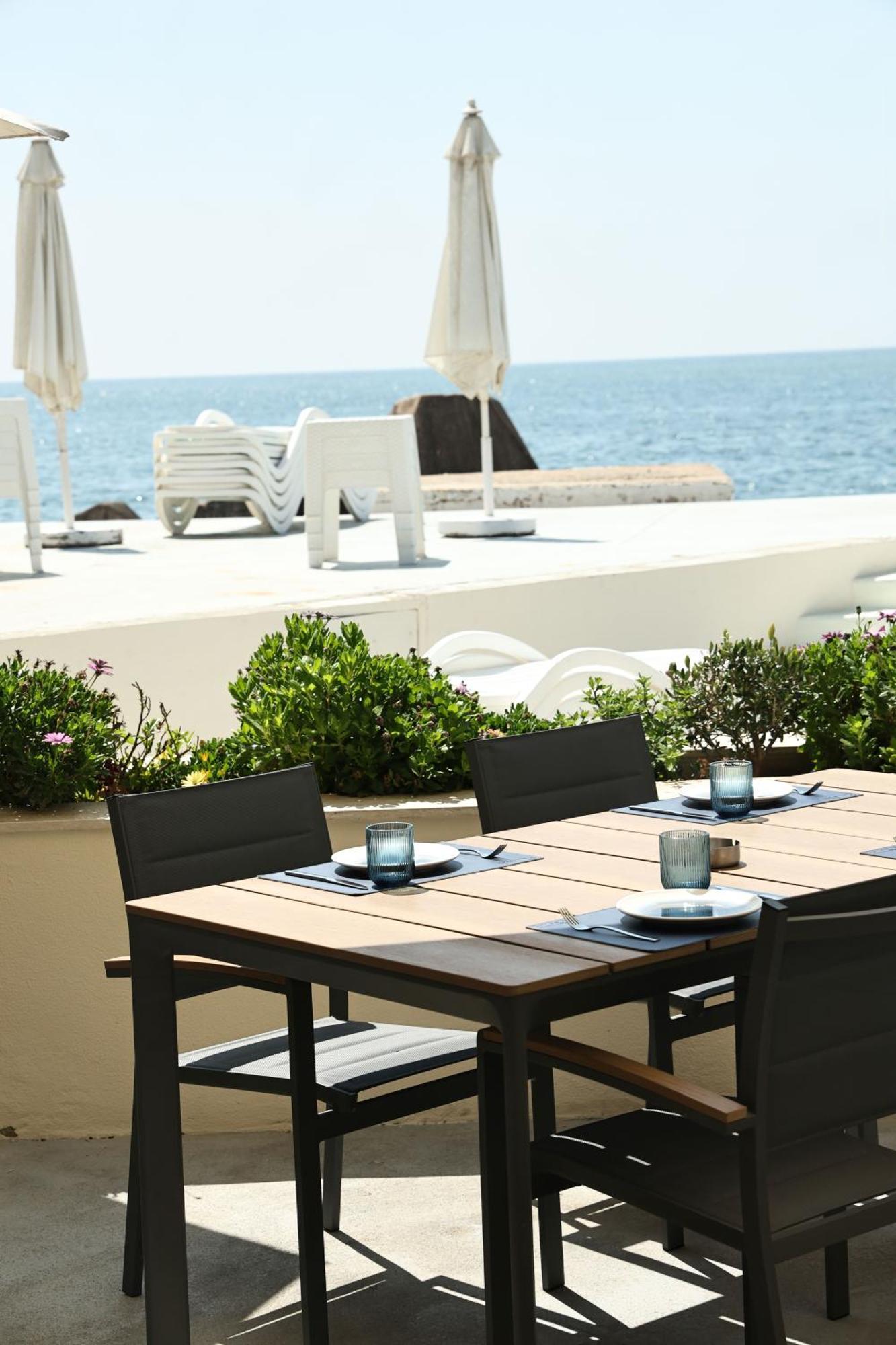 Hotel Riviera And Lounge, 5*