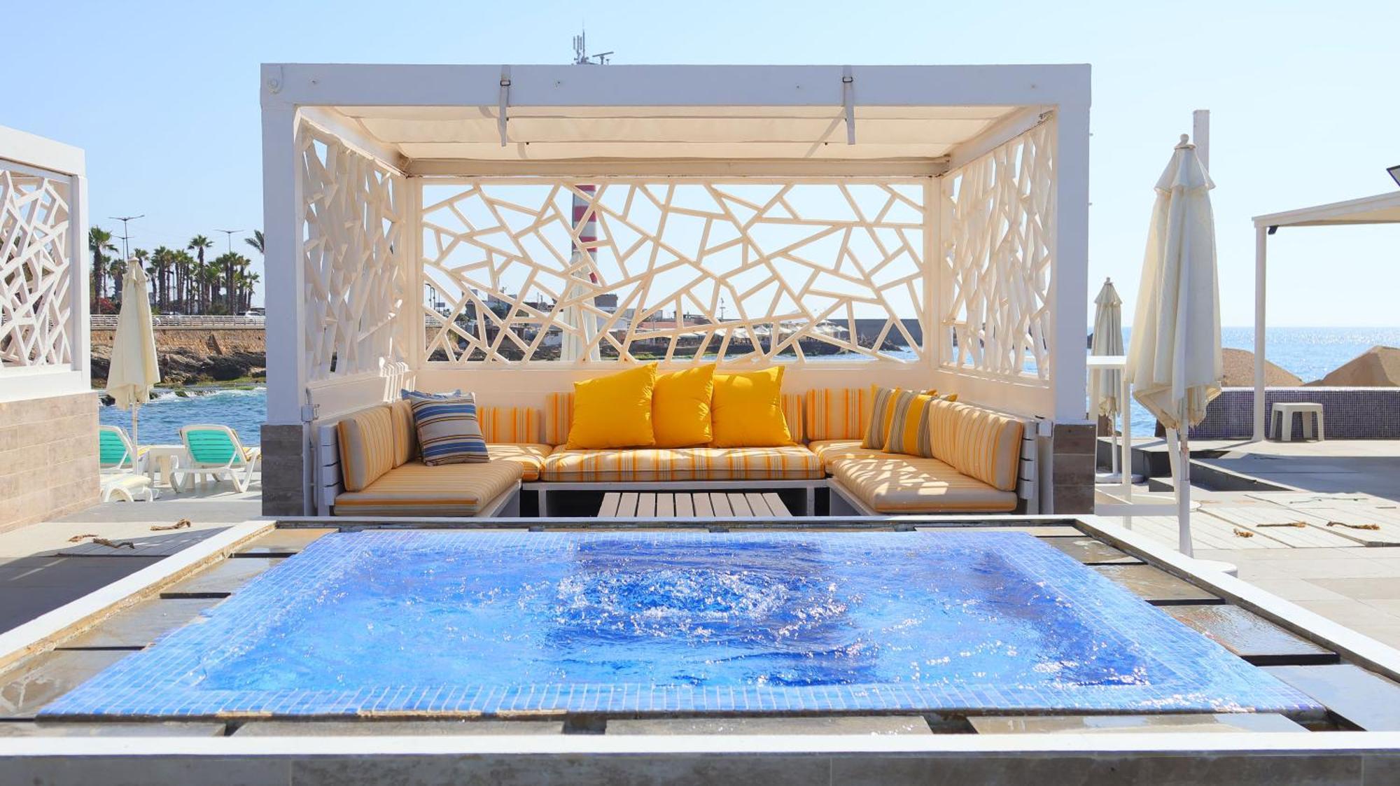 Riviera And Lounge, Beirut