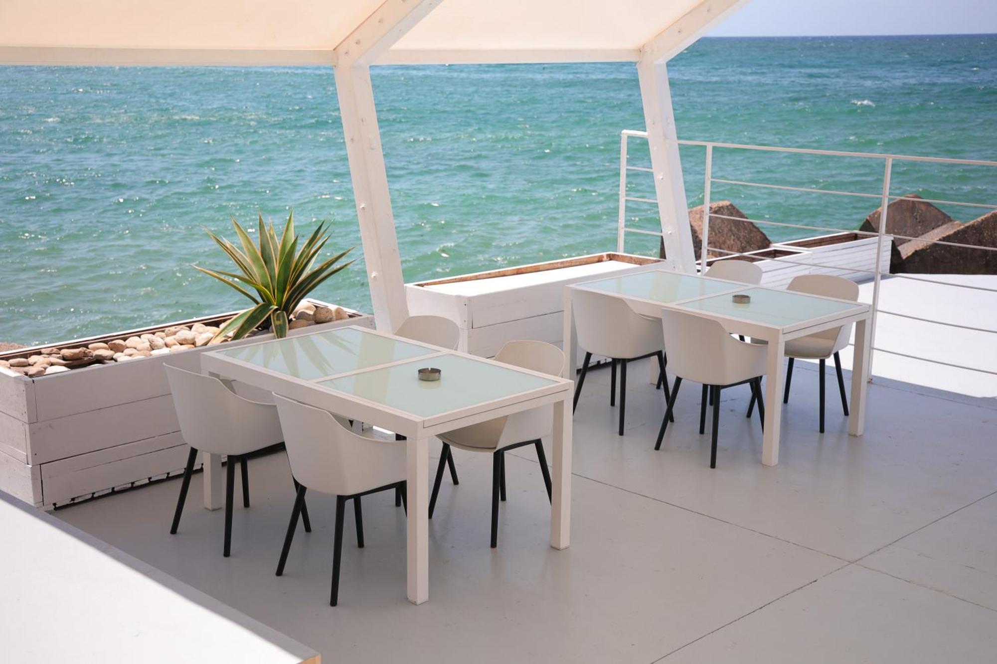 Hotel Riviera And Lounge, 5*